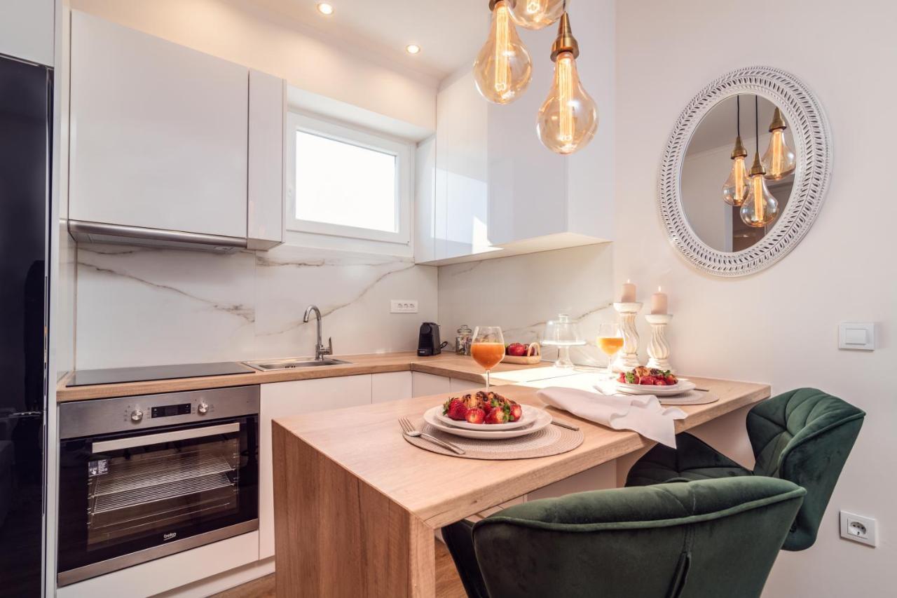 Maison Downtown Luxury Apartments! Zakynthos Town Luaran gambar