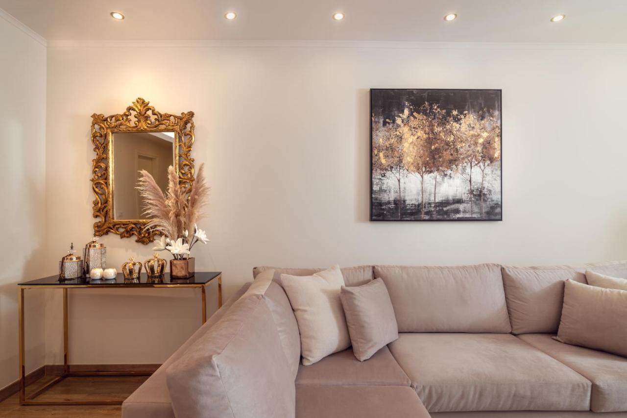 Maison Downtown Luxury Apartments! Zakynthos Town Luaran gambar